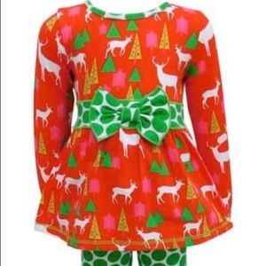 Ann Loren Christmas outfit